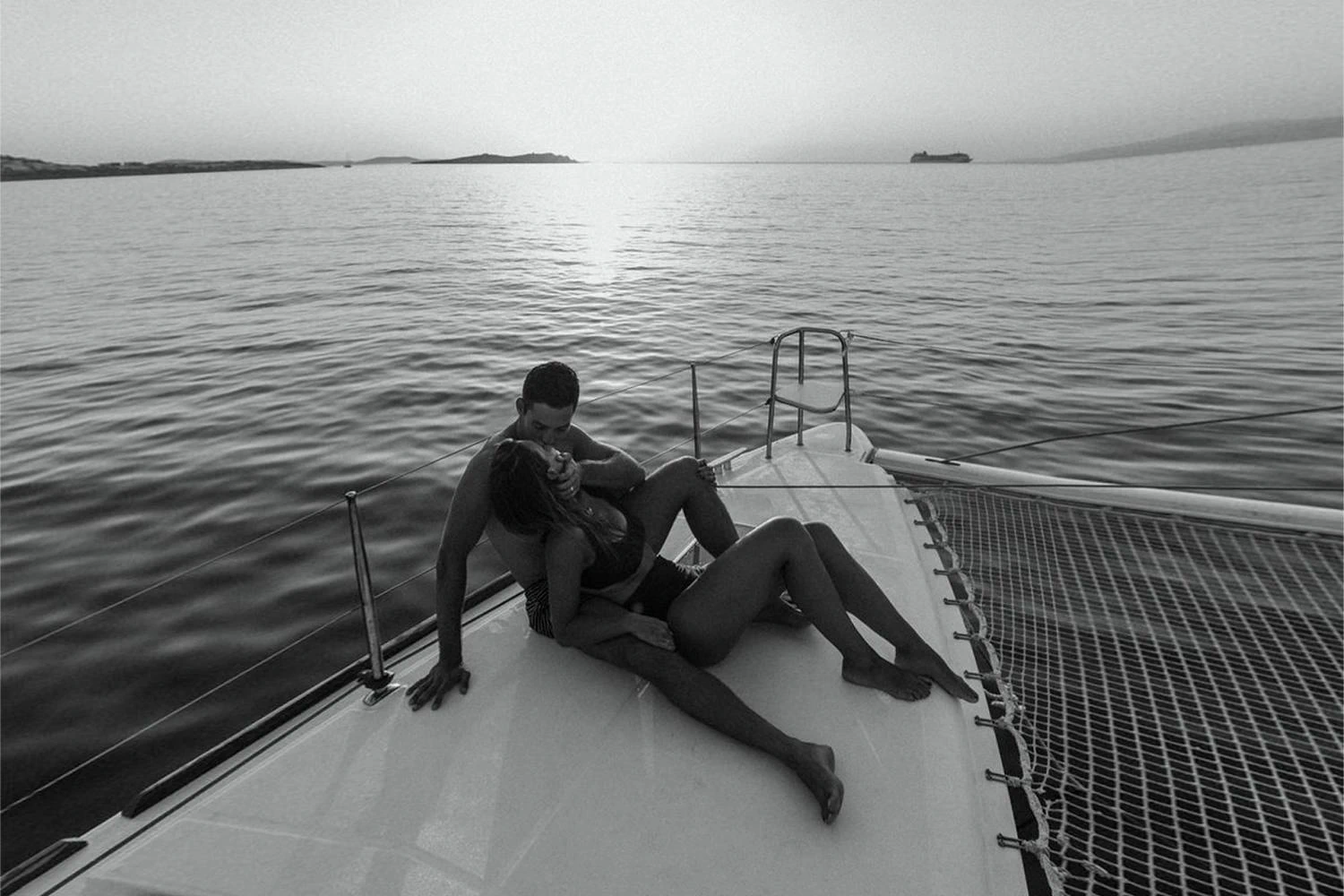 Don’t let the memories slip away. Capture them in a honeymoon photoshoot