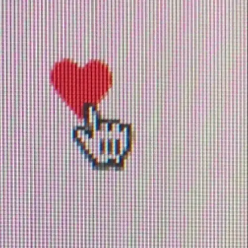 Love in the Digital Age: How Social Media Affects Modern Relationships