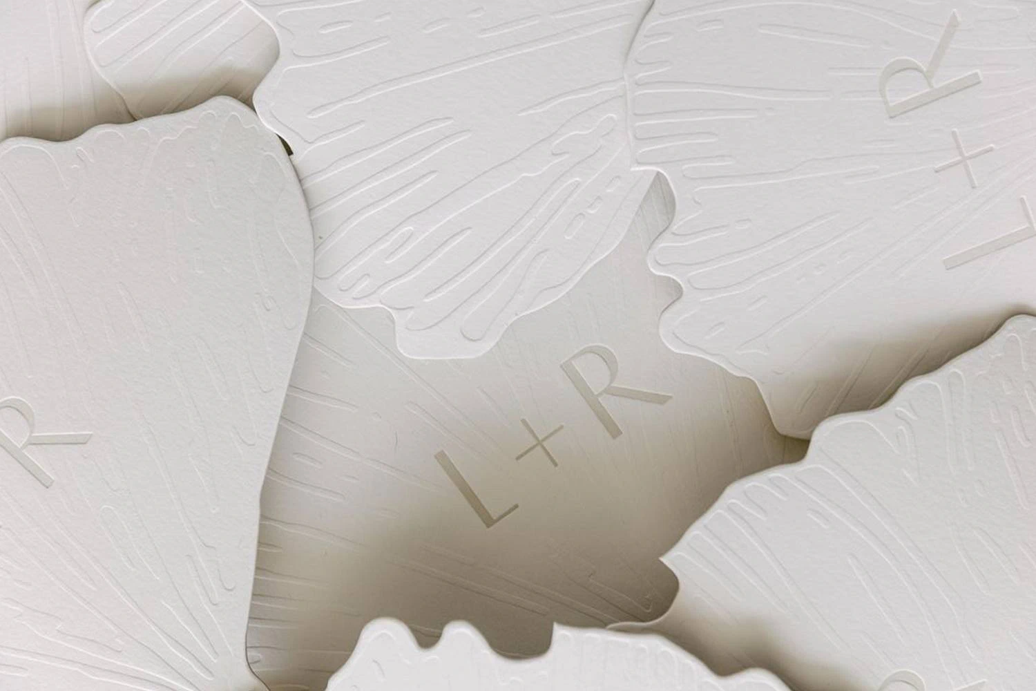 The art of choosing the perfect wedding invitations