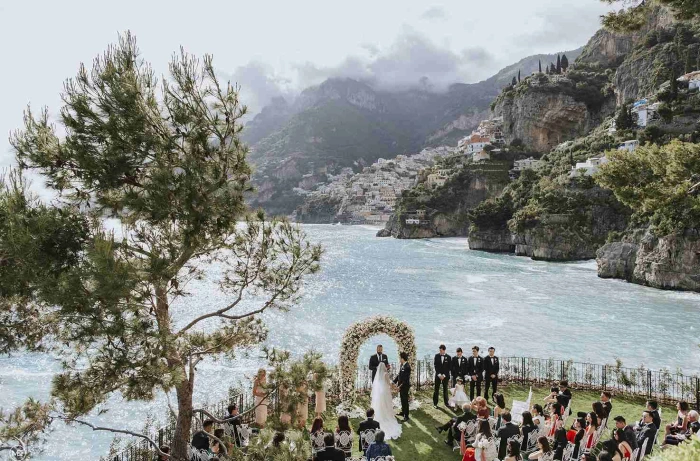 Destination wedding in Italy