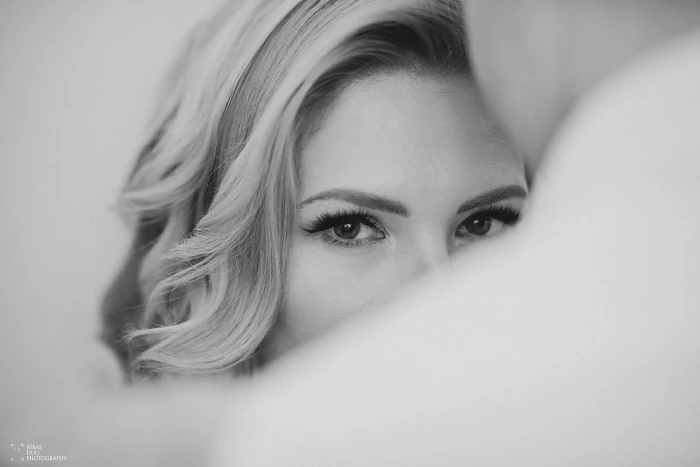 Trends and timelessness in wedding photography