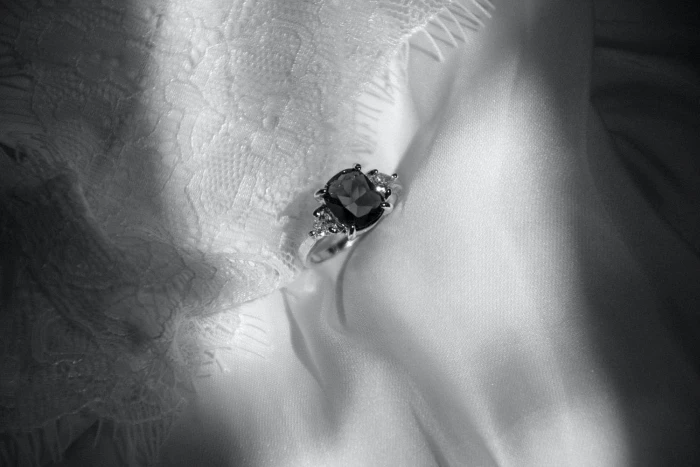 Sustainable wedding jewellery