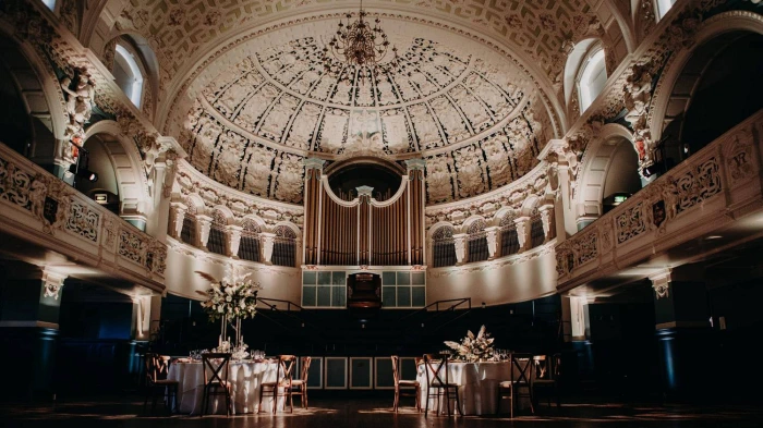 Which type of English wedding venue to choose?