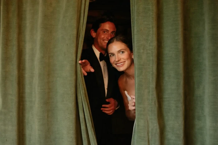 How to Handle “Wedding Crashers” & Unwanted Guests