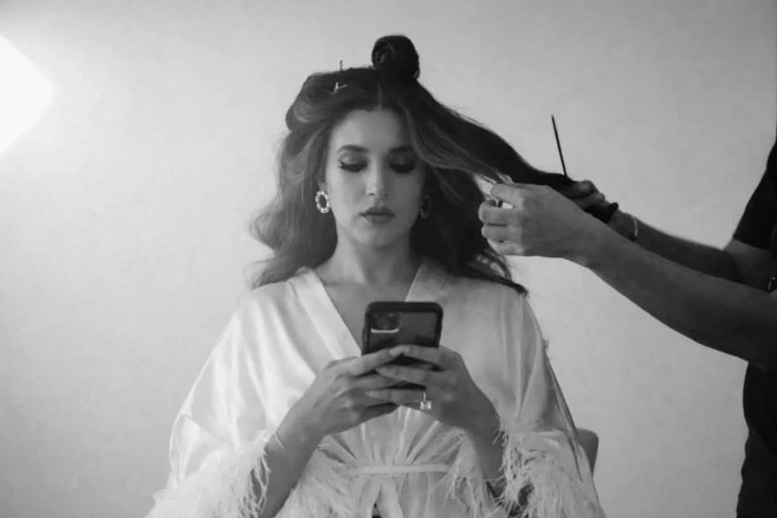 The 5-Minute Bride: Why Your Planning Should Happen on Your Phone