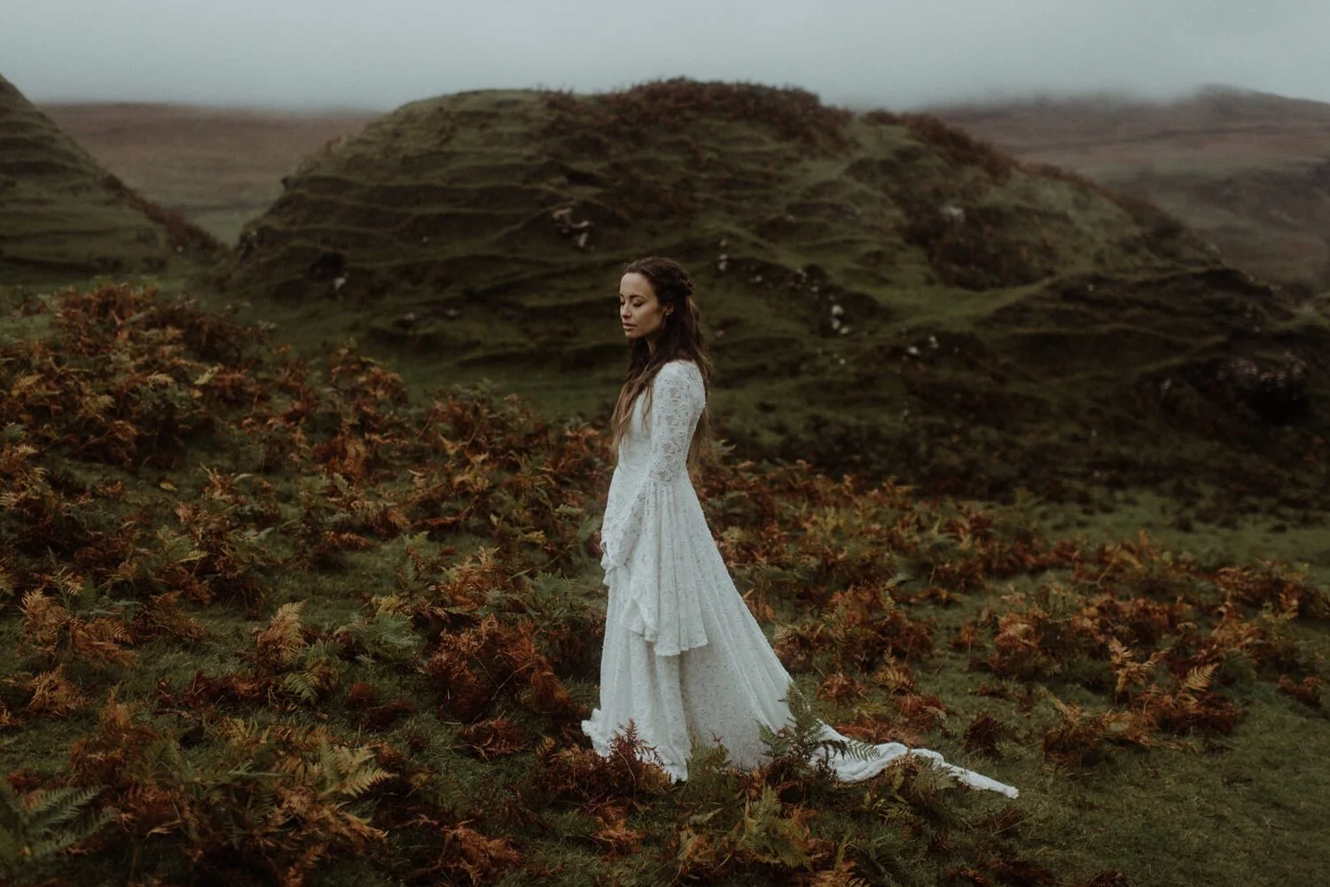 Velvet, Lace and Layers – The Hottest Bridal Fashion Trends for Fall