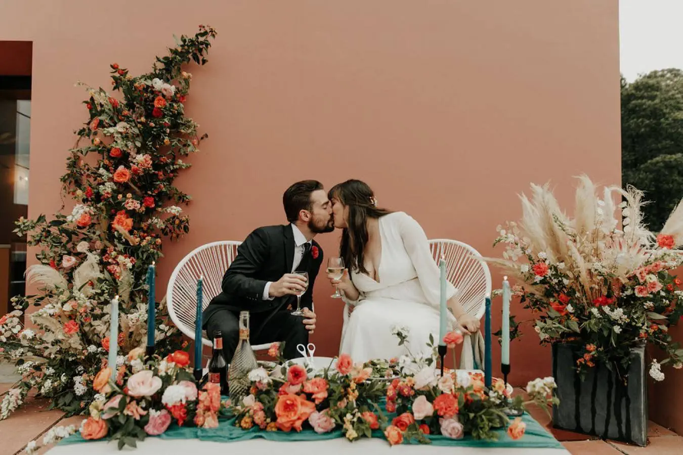How to choose the most suitable wedding color
