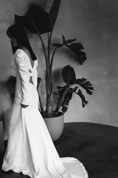 Dress:  Jurgita Bridal and Jenari.de / Photography: Katerina Suipys / Accessoires: Decolove Atelier