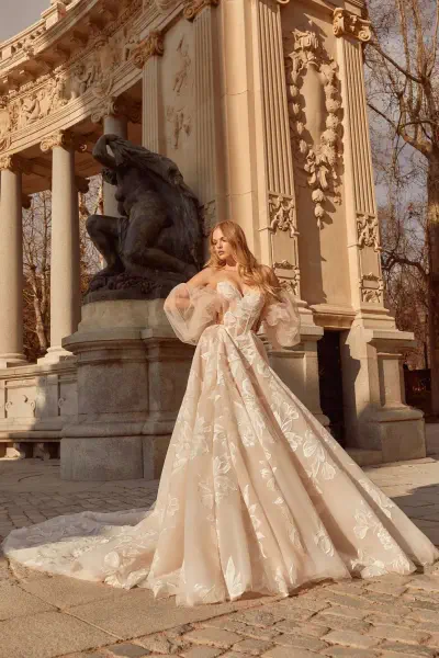 GALIA LAHAV
